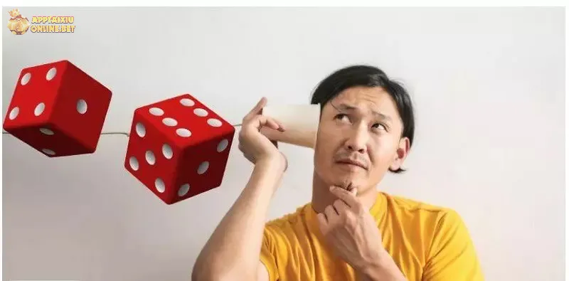 Nghe hột tài xỉu là một trong các cách để dự đoán kết quả